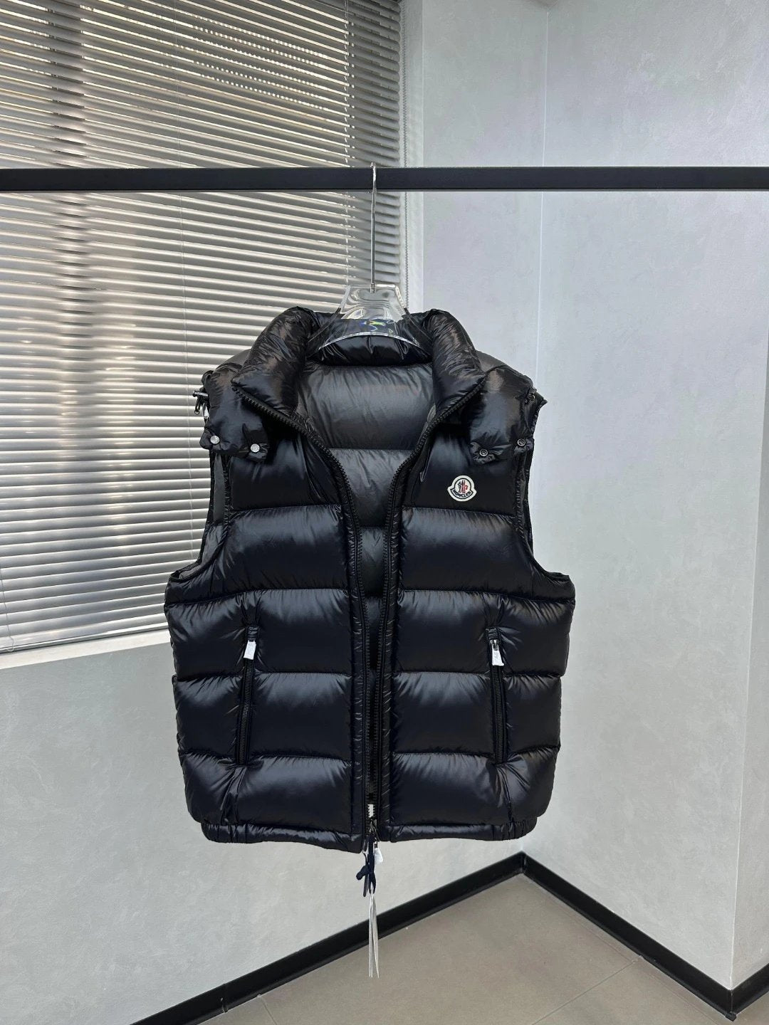 Moncler Vest (kaptur)
