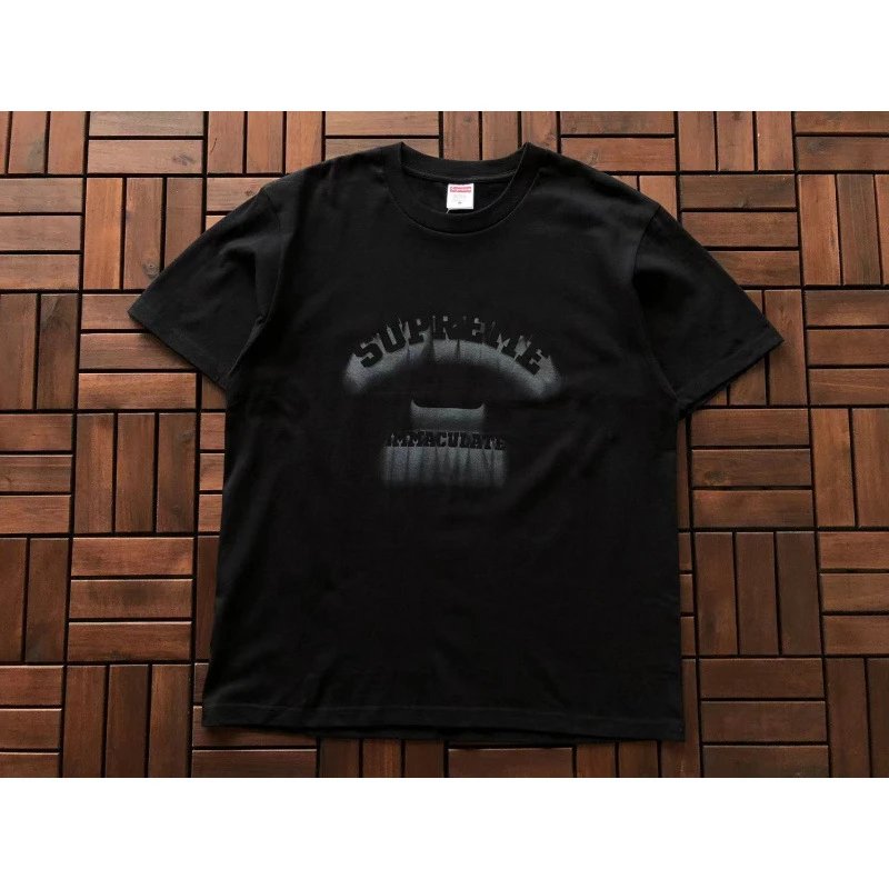 T-shirt Supreme