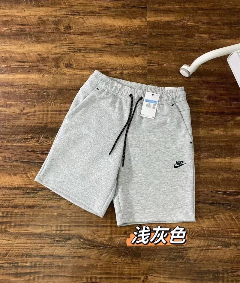 Spodenki Nike Tech