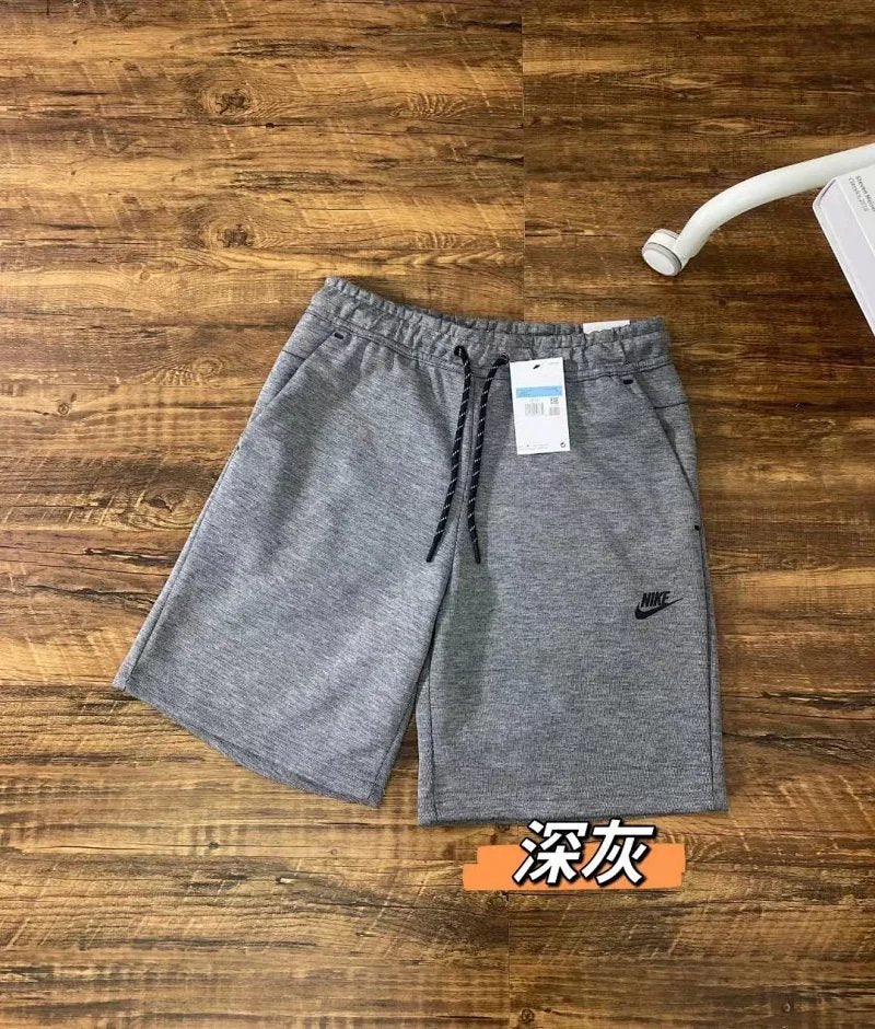 Spodenki Nike Tech