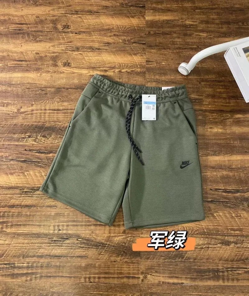 Spodenki Nike Tech