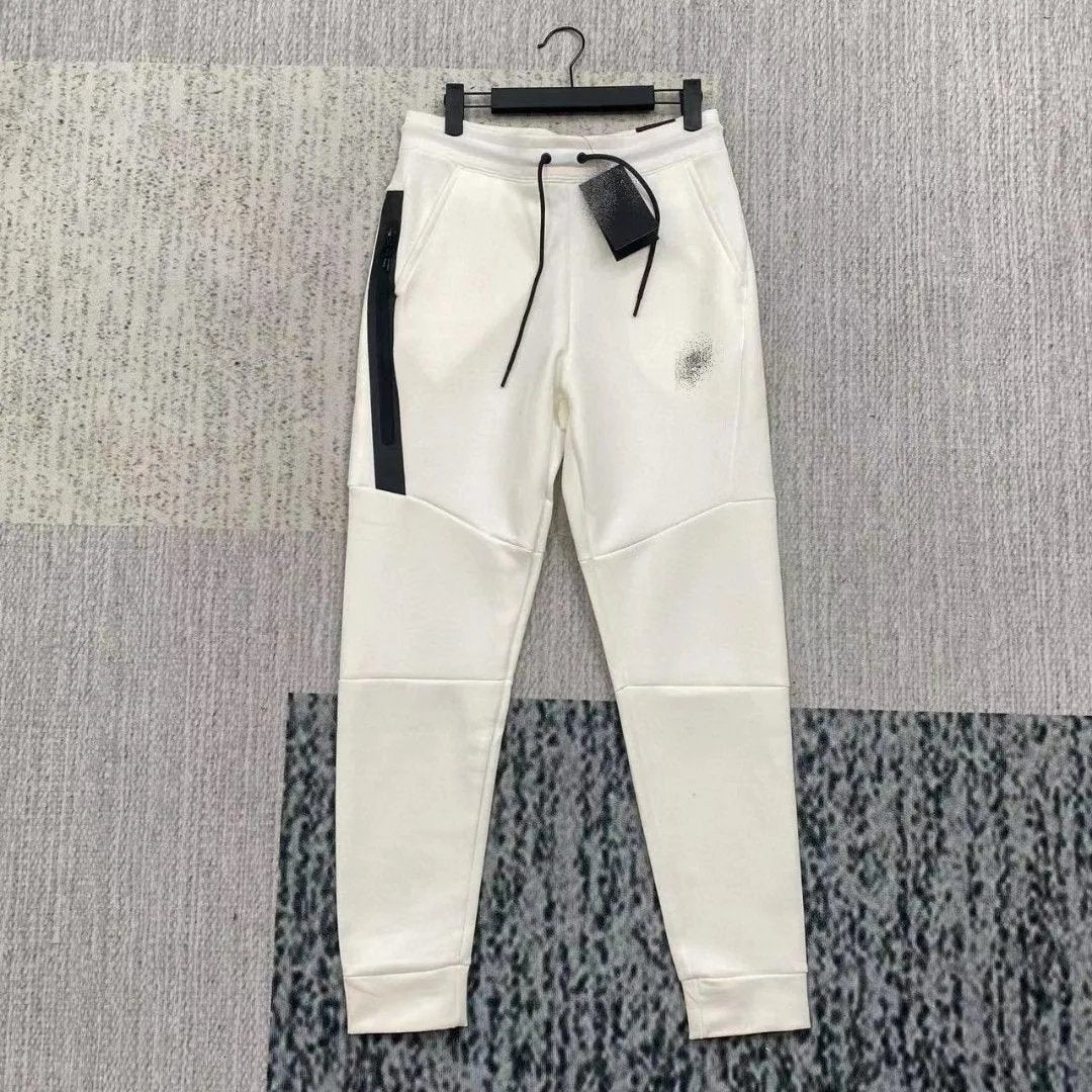 Spodnie dreswoe Nike Tech