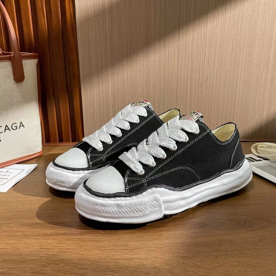 Mihara Trainers